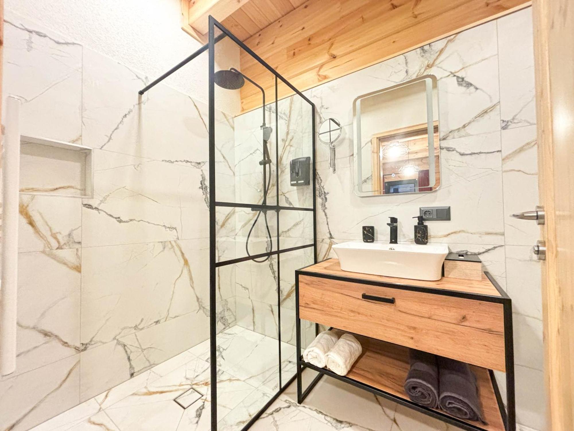 Wood Apartments 4 Jahreszeiten Landl  エクステリア 写真