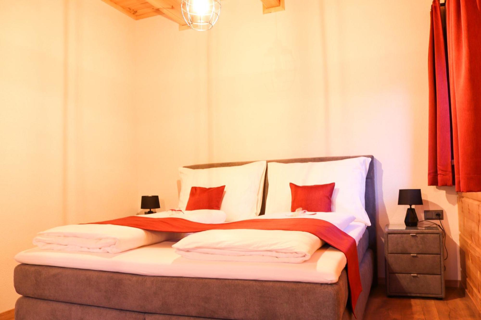 Wood Apartments 4 Jahreszeiten Landl  エクステリア 写真
